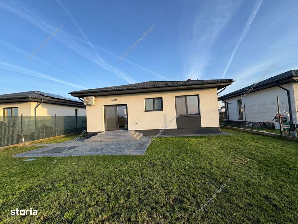 Casa PARTER cu  PANOURI SOLARE  comuna Berceni Ilfov - Imagine principală: 5/17