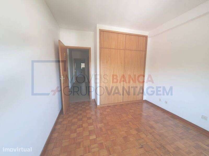 APARTAMENTO T2 - FANZERES - Grande imagem: 4/8