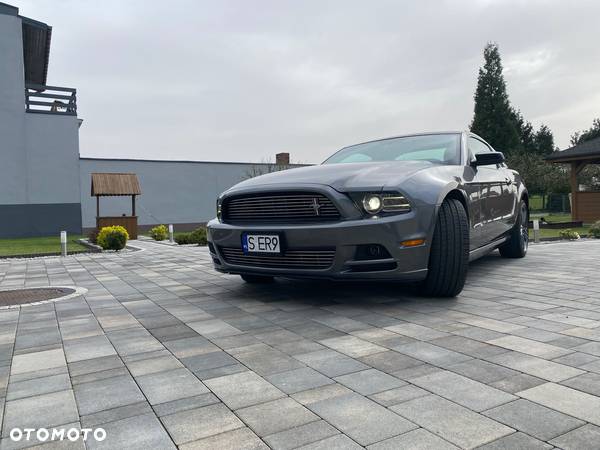 Ford Mustang 3.7 V6 Premium - 9