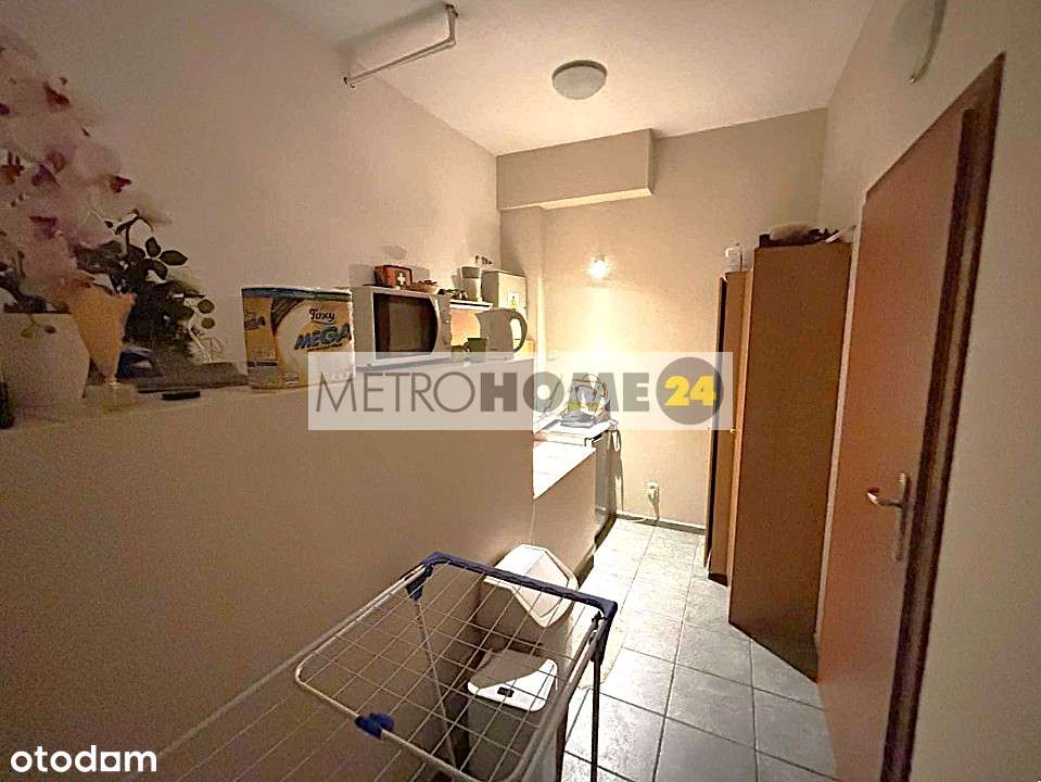 Dwupoziomowy lokal na Kabatach - znakomita lokalizacja , witryna !-6