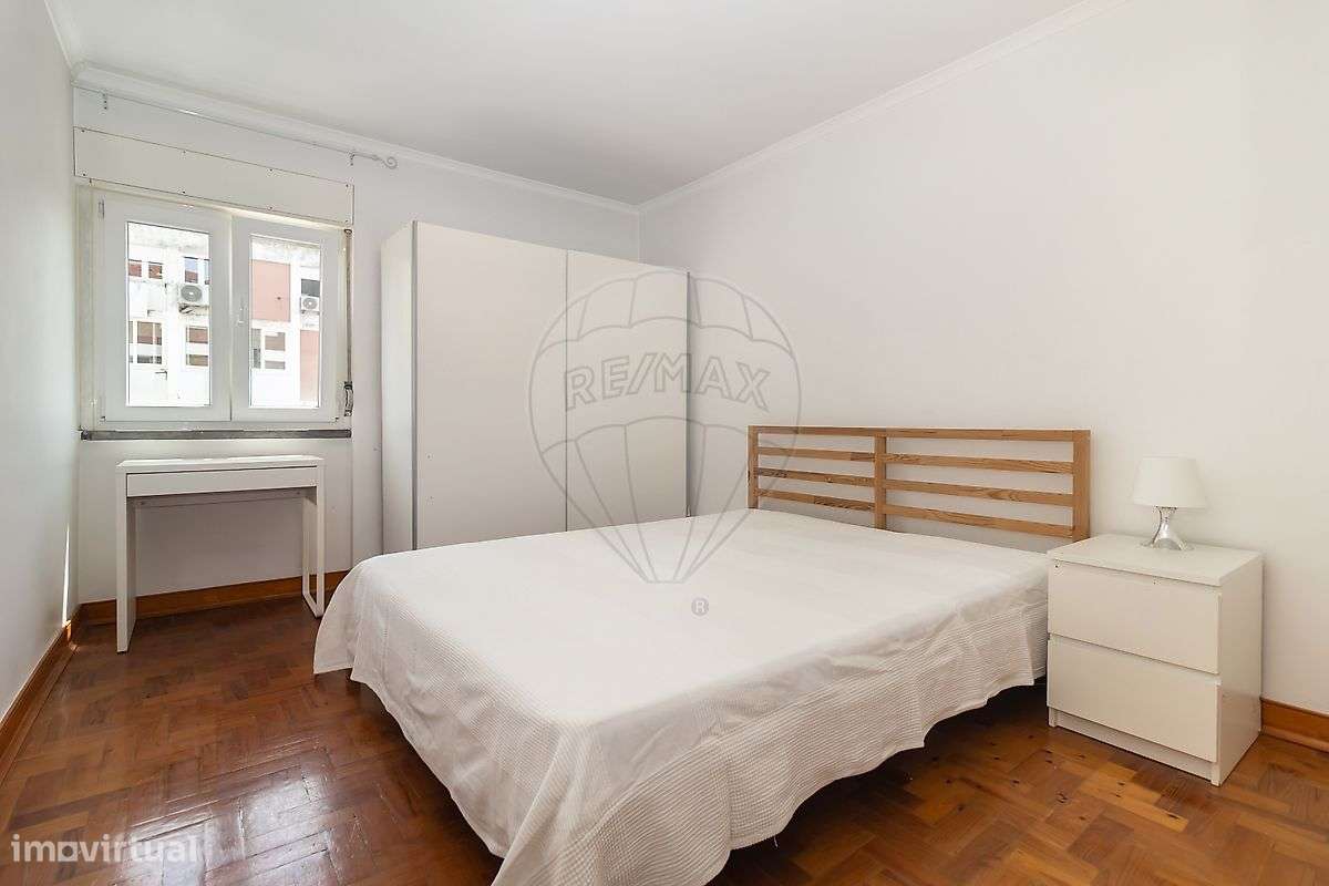 Apartamento T3 à venda em Lisboa-14