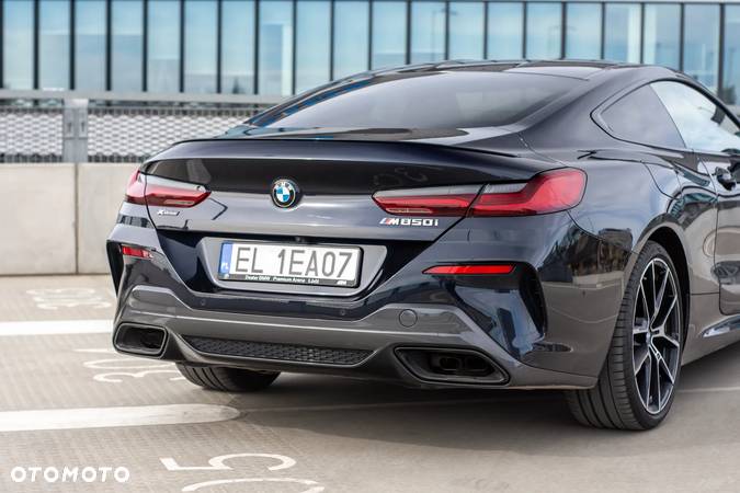 BMW Seria 8 M850i xDrive - 26