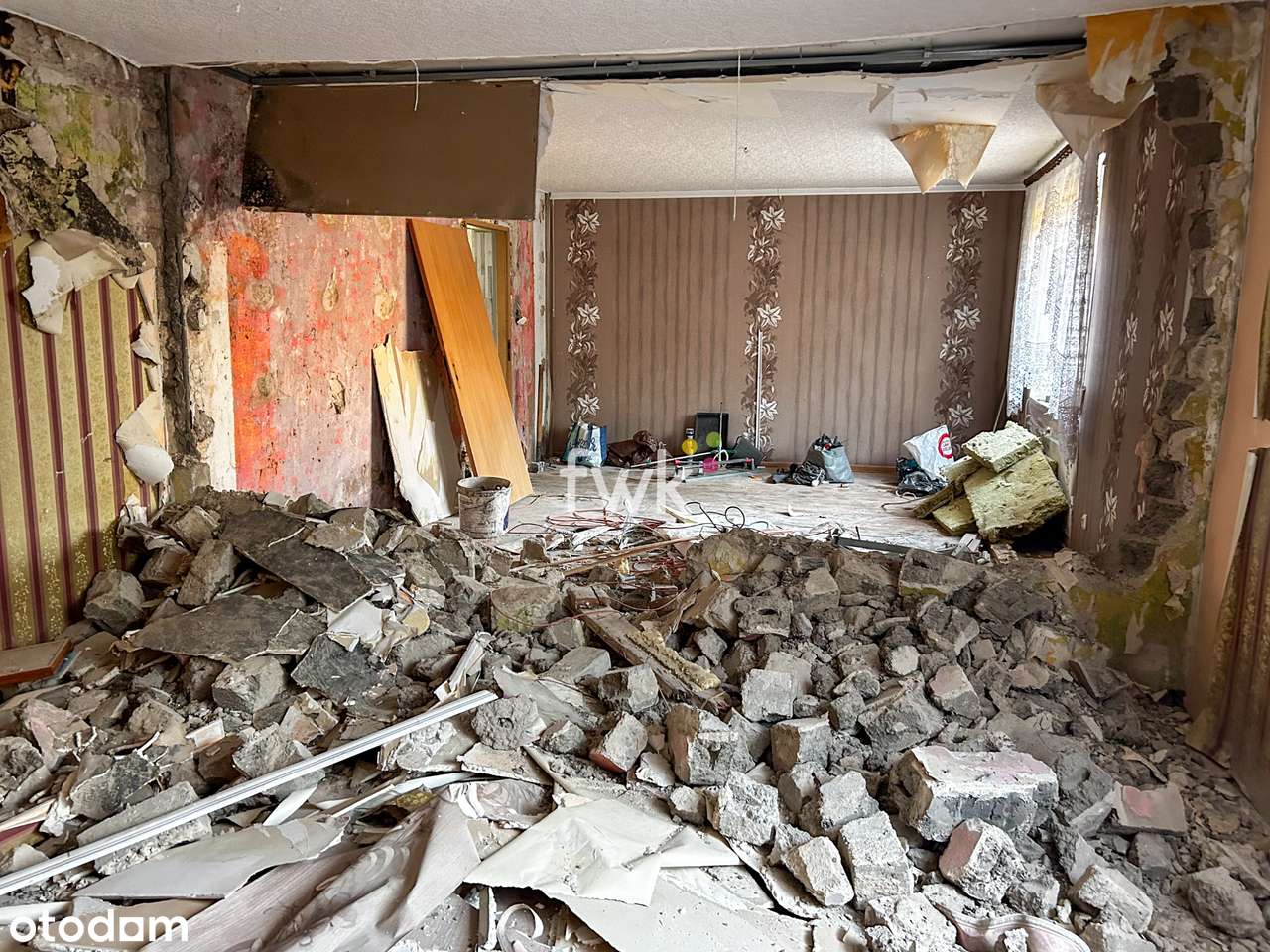 Dom do częściowego remontu w Parkowie-10