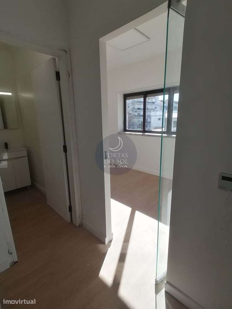 Escritório de 39 m2 no centro da cidade. - Grande imagem: 2/7