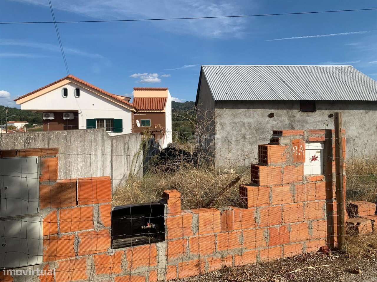 Terreno com ruina / Fundão, Telhado - Grande imagem: 3/20