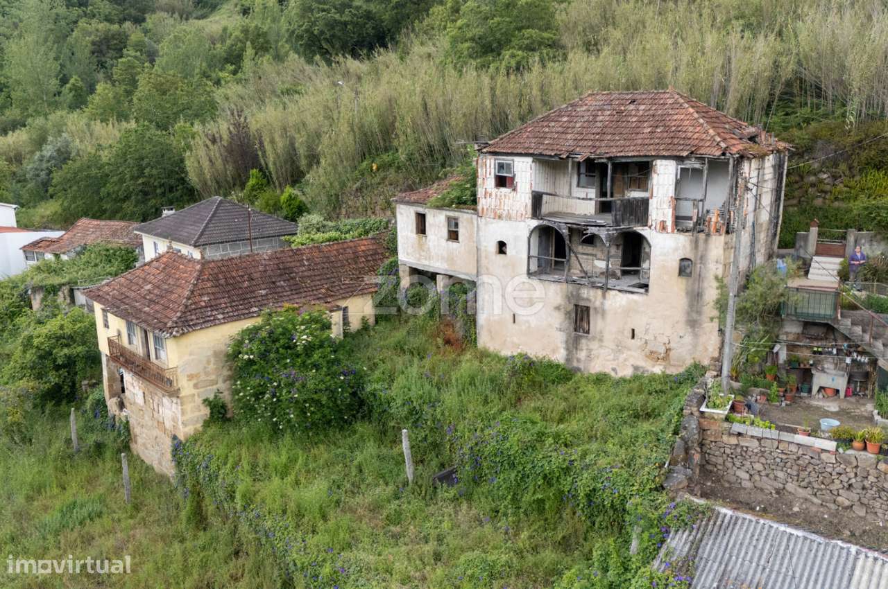 Casas T15 com terreno junto ao Rio Douro, Marco de Canaveses - Grande imagem: 3/25