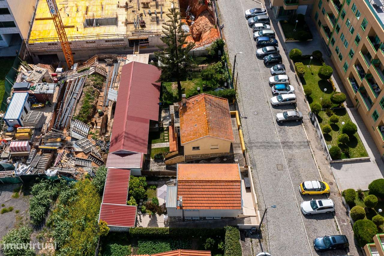 Moradia a 100 Metros da Praia de Lavadores I Exclusivo Golden Hour-16