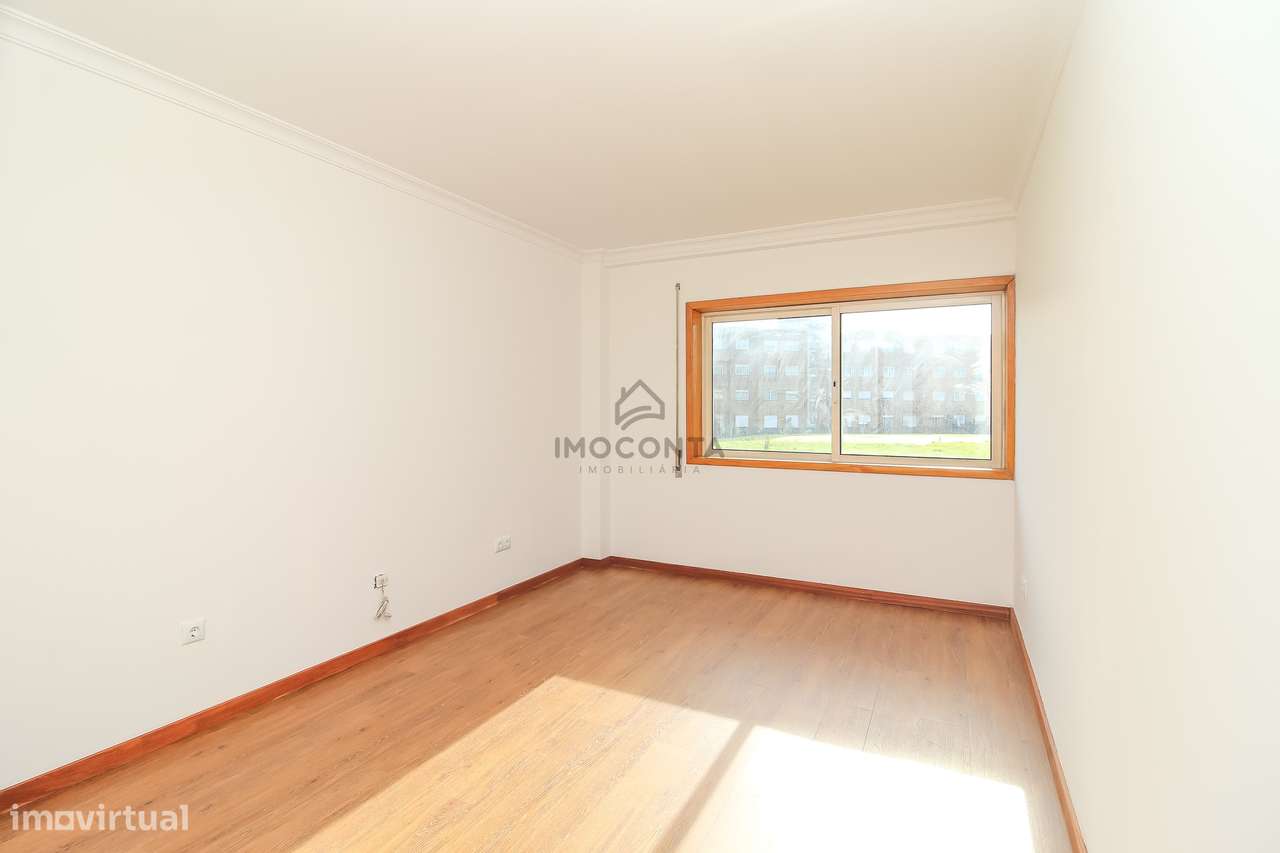 T2+1 Como Novo no Centro de Valongo-19