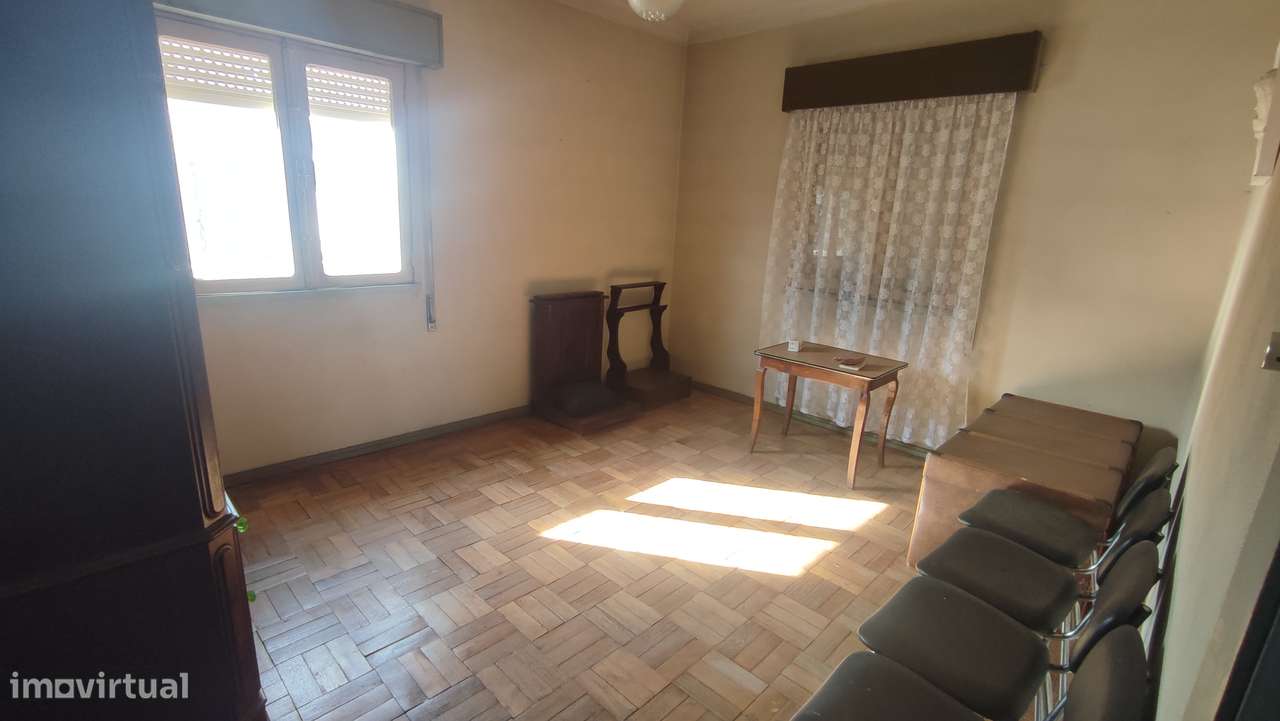 Moradia individual, com terreno, em Rendufe, Amares-16