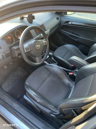 Opel Astra III 1.8 Cosmo - 9