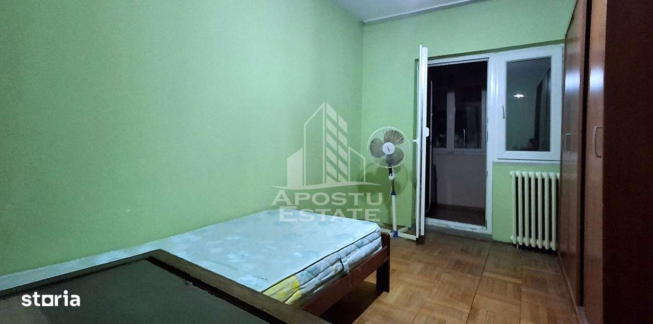 Apartament spatios, cu 2 camere decomandat - Imagine principală: 4/11