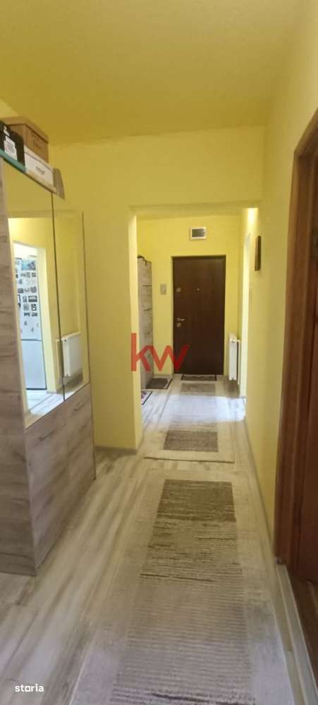 Apartamente 4 camere Cug, 2 bai, 2 balcoane, la strada principala!-3