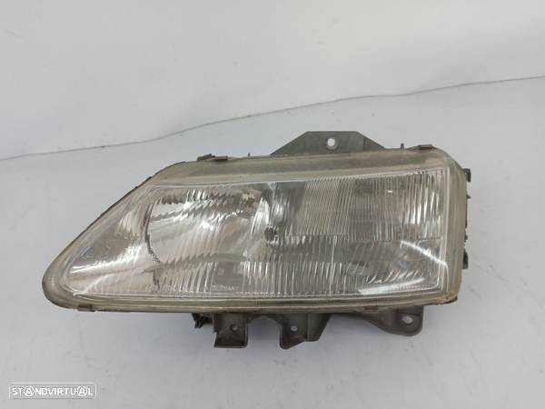 Optica Farol Esquerda Esq Renault Laguna I (B56_, 556_) - 1