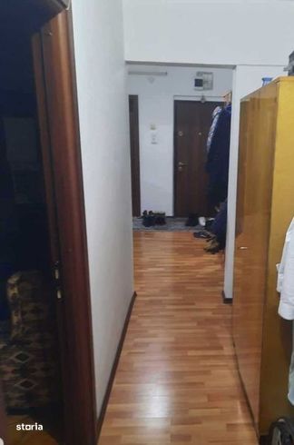 Apartament 4 camere decomandat Ostroveni - centrala termica