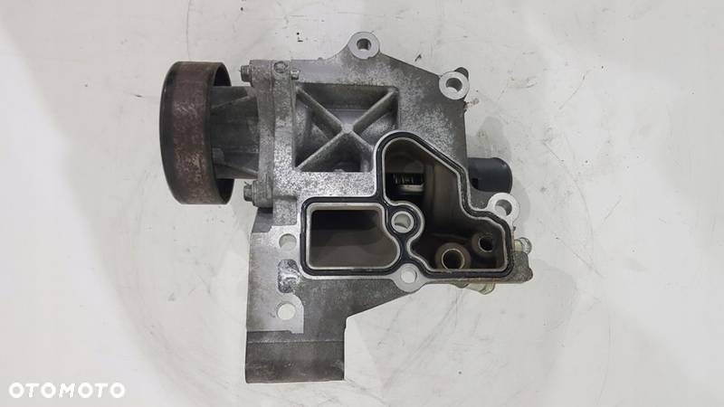 TERMOSTAT POMPA WODY RENAULT 2.0 16V M4R - 2