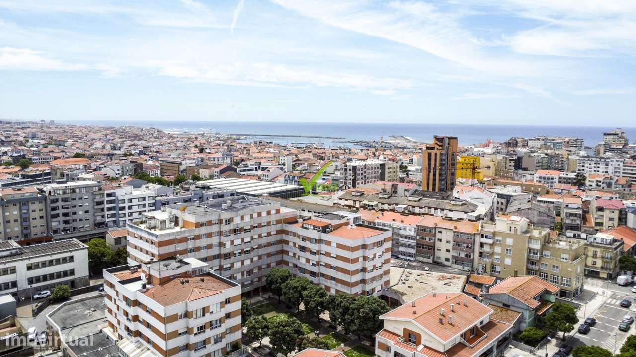 T. 4 com garagem individual - Centro Póvoa de Varzim-33