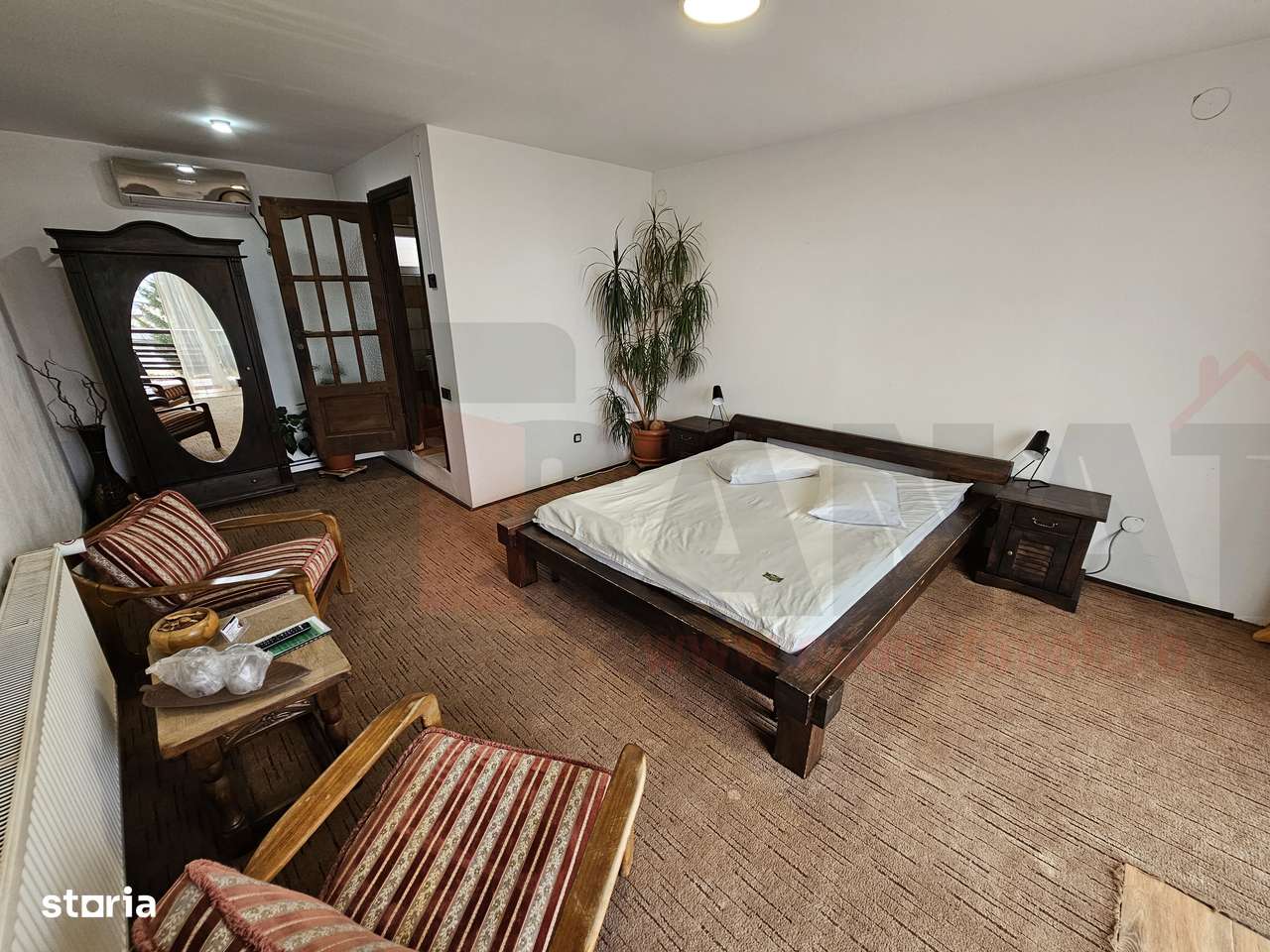 Pensiune + 2 Case, Piscina, Iaz, Garaj, Curte 3.200 mp, panouri |VIDEO - Imagine principală: 5/20