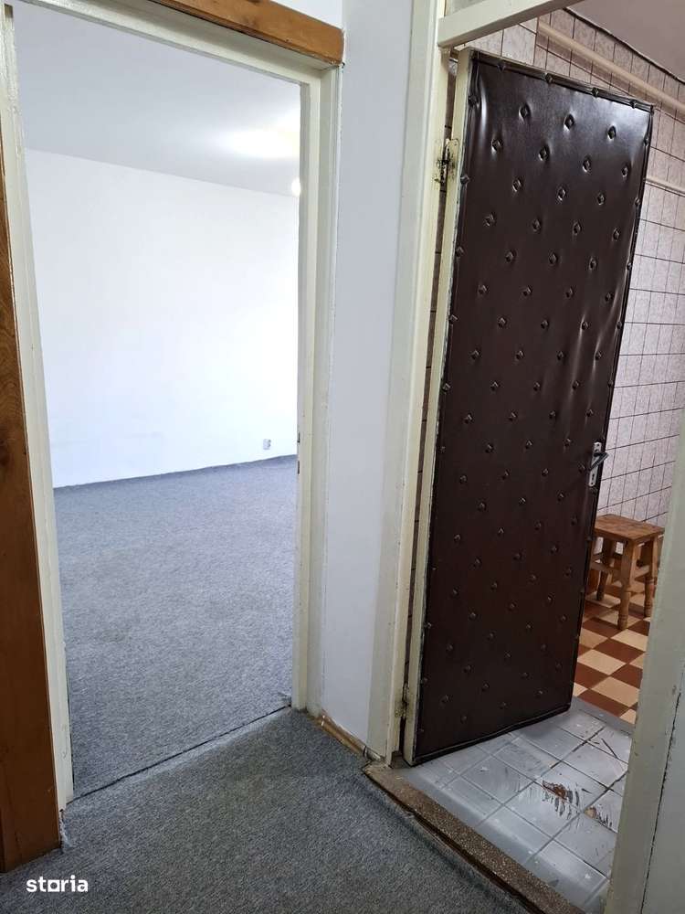 3 camere decomandat cu 2 bai , Unirii Sud , etaj 3 din 4 , Unirii Sud-9