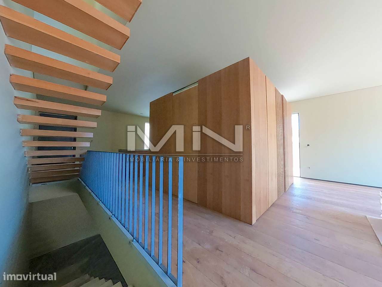 Moradia V4 -c/ piscina - 5 km do Porto-38