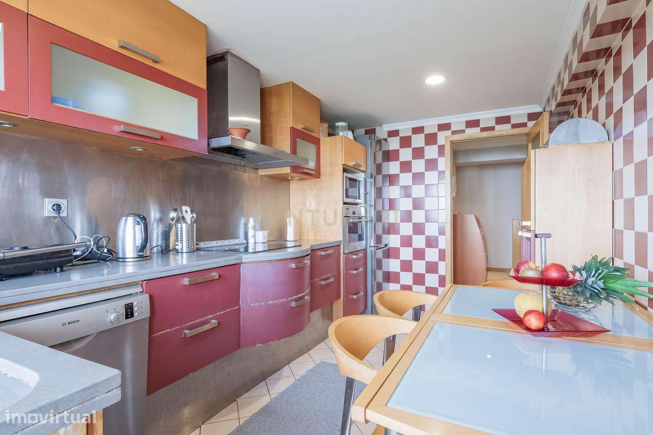 Apartamento T3 em Aguas Santas com Suite e garagem-4