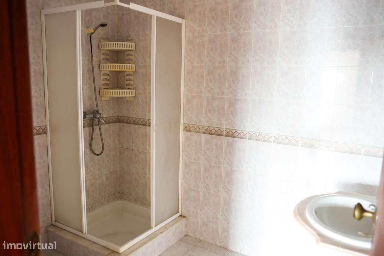 Apartamento T3 em Mira com garagem fechada-10