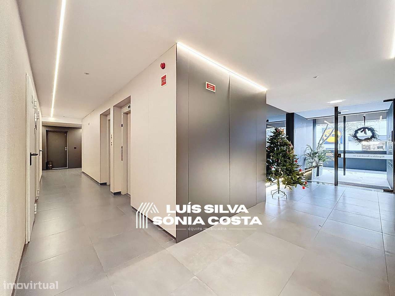 Apartamento T3 de Luxo com Terraço Panorâmico e Vista Rio Douro...-41