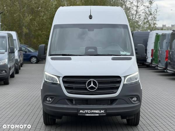 Mercedes-Benz Sprinter - 3