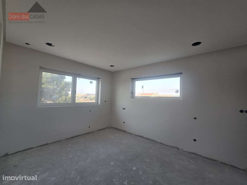 Moradia geminada T4 em Aveiro - Gafanha do Carmo-18