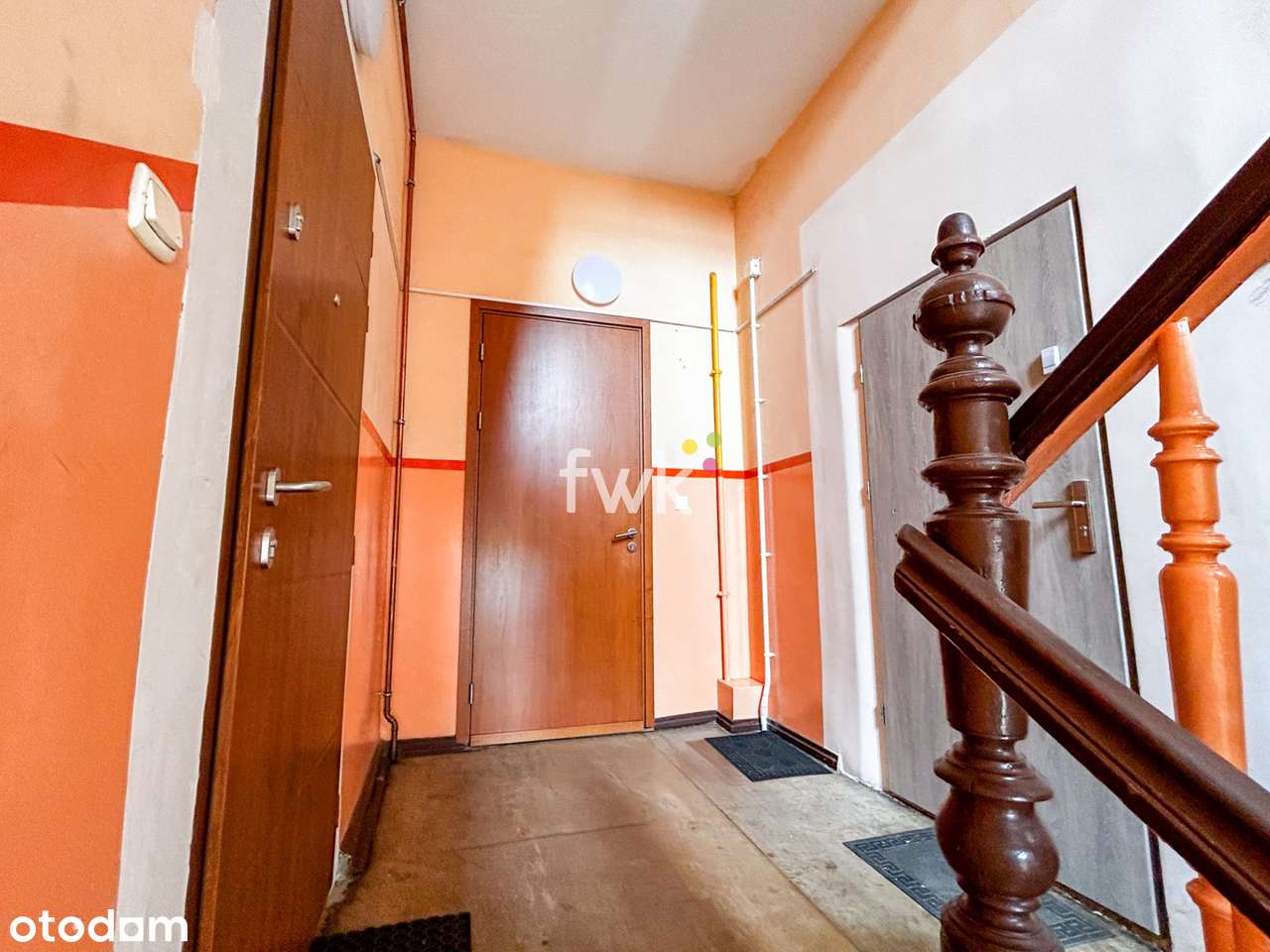 52 m2 w kamienicy w centrum - duży potencjał!-12