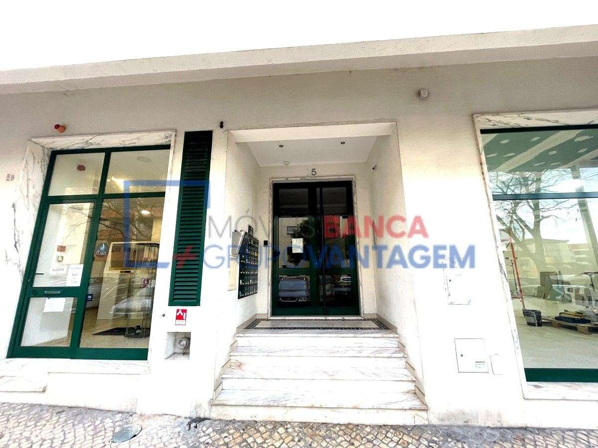 T3 nos Fidalguinhos, Lavradio, Barrreiro para Venda - Grande imagem: 4/30