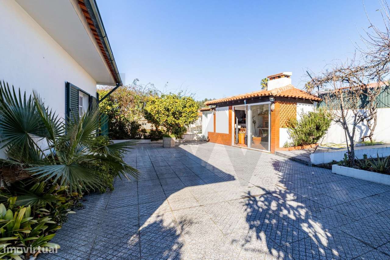 Moradia Térrea T3 com Cave – Cavaco - Santa Maria da Feira! - Grande imagem: 2/47