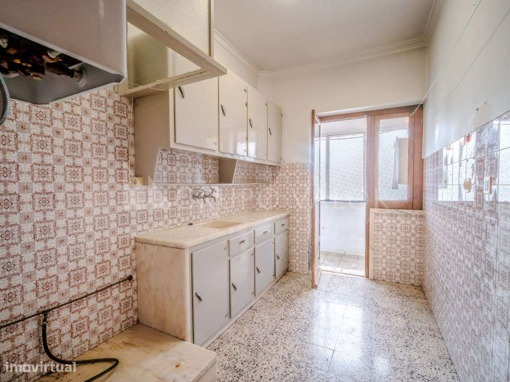 Apartamento T2 | Rio de Mouro-3