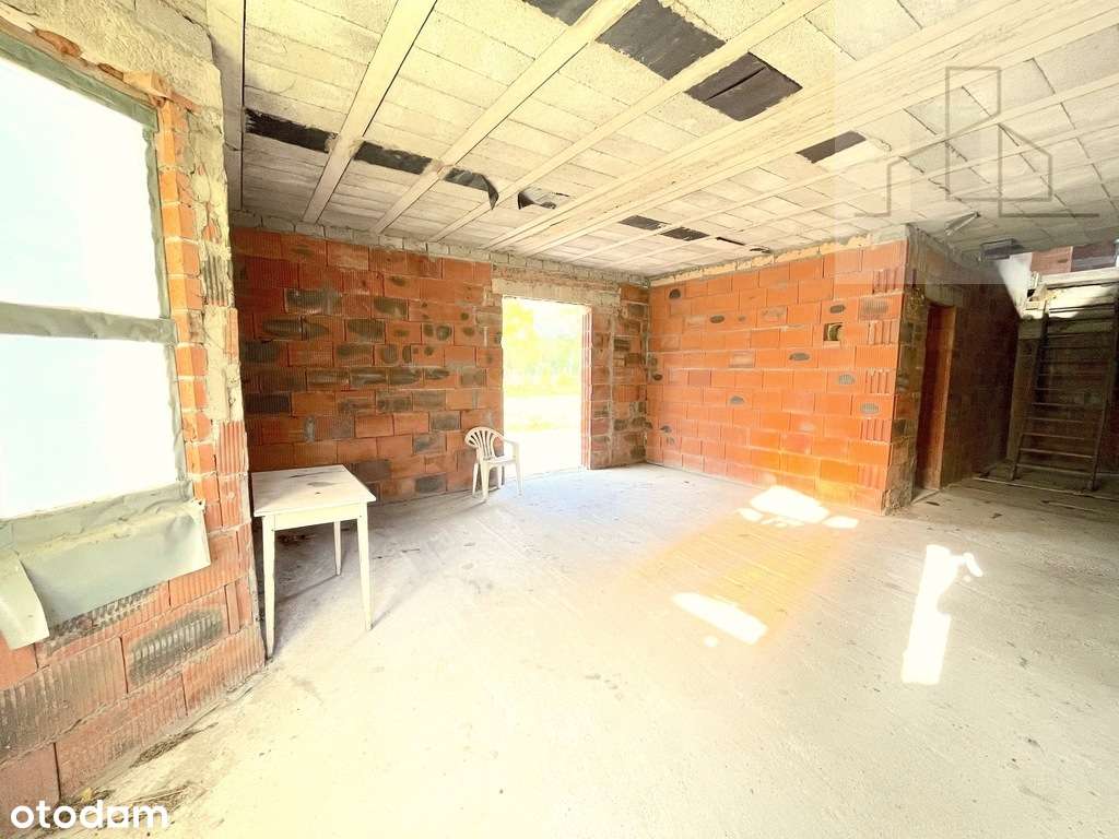 Atrakcyjny dom w budowie, na działce pod lasem!-9