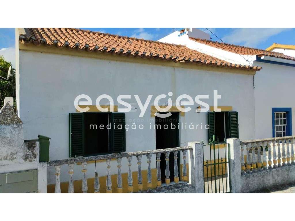 Moradia T3 com terreno perto de praias fluviais na zona da Comenda - Grande imagem: 5/12