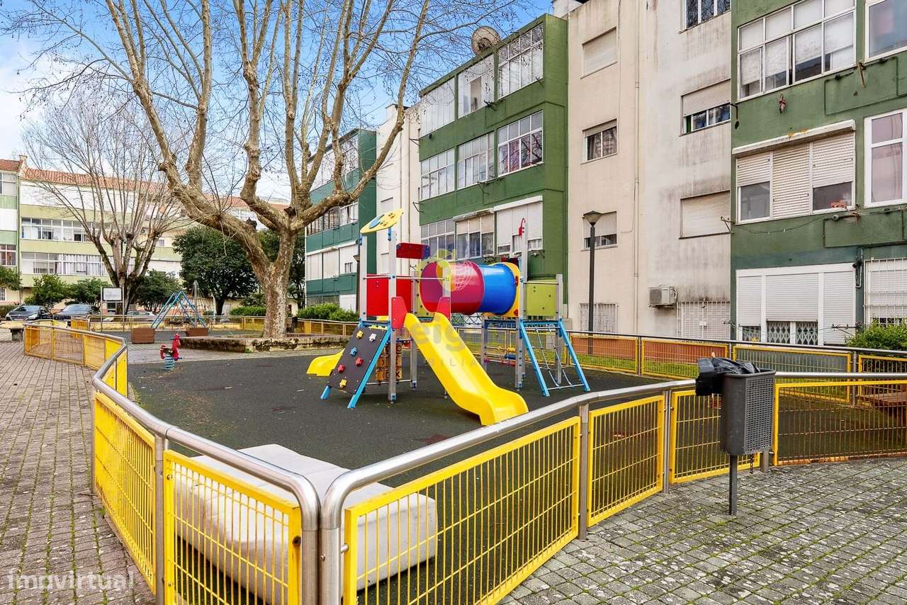 Apartamento T3 Mercês, Rio de Mouro!-24