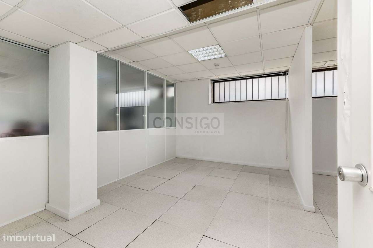 Espaço Comercial Moderno em Algés-14