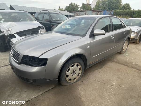 Na części Audi A4 B6 1.9 Tdi Silnik AWX - 4