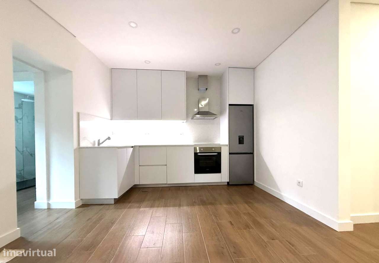 Moradia T2+1 no Centro de Ovar - Grande imagem: 4/20