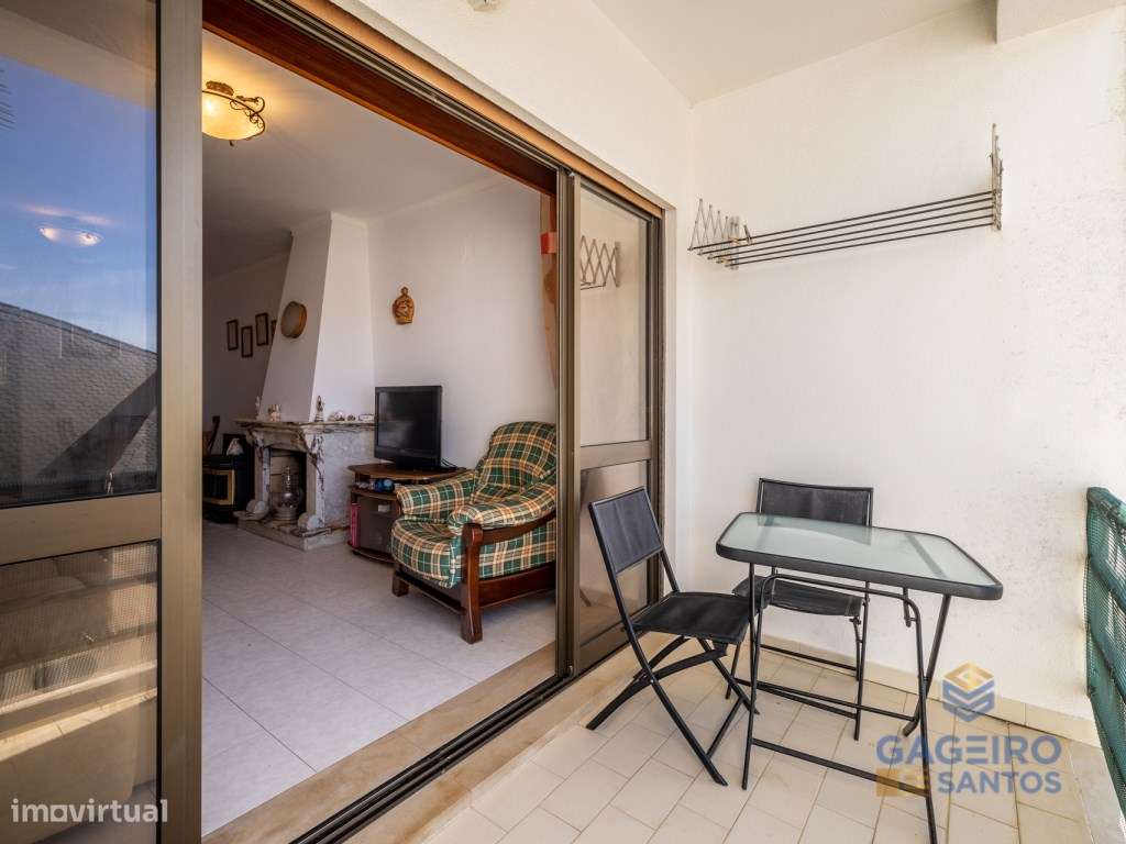 Apartamento T2 com piscina e vista baía | São Martinho do Porto-9