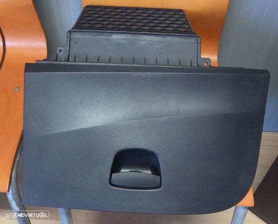 Porta luvas Seat Ibiza ano 2009 a 2015 - 4