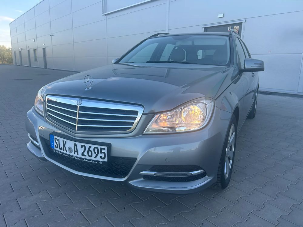 Mercedes-Benz C W204 200 (BlueEFFICIENCY) Elegance 2013