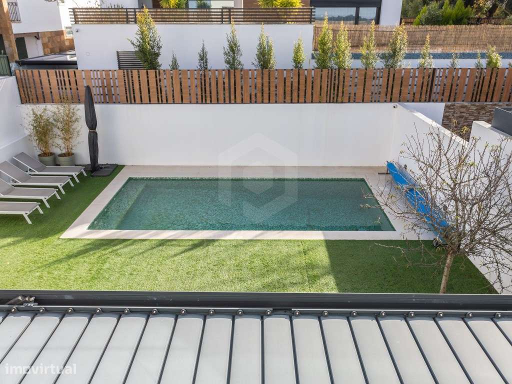 Moradia T4 com piscina em Aldeia Rica - Vila Nogueira de Azeitão-40