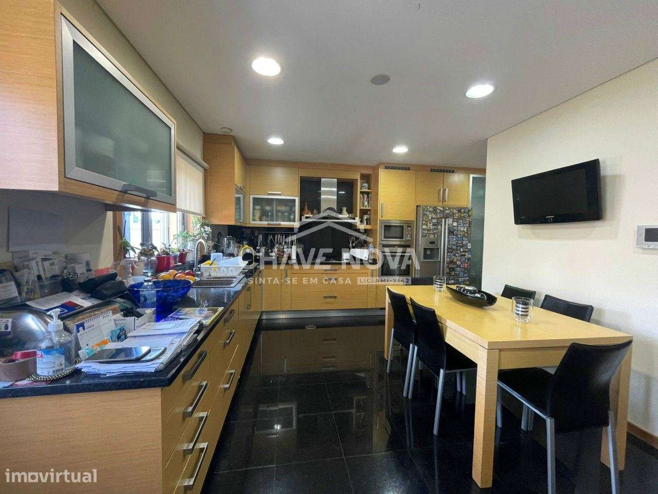 Moradia T4 c/ Garagem Box e Terraço em Arcozelo - Grande imagem: 5/24