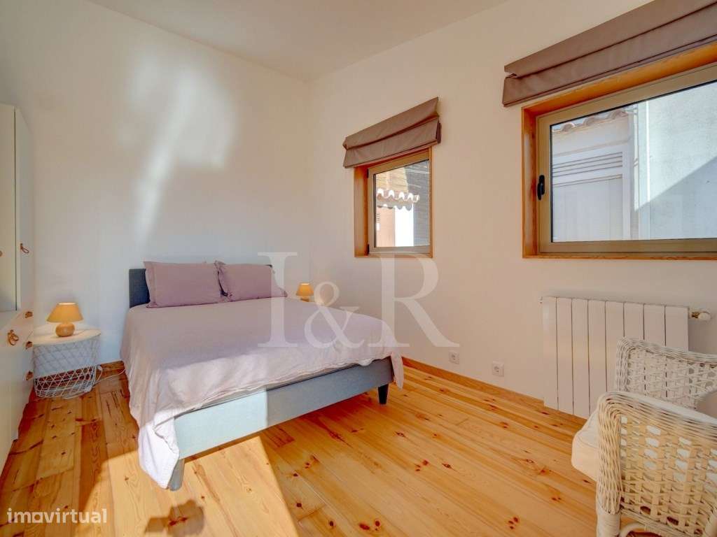 Moradia T2+3 com jardim e vista mar na Azóia, Sintra-40