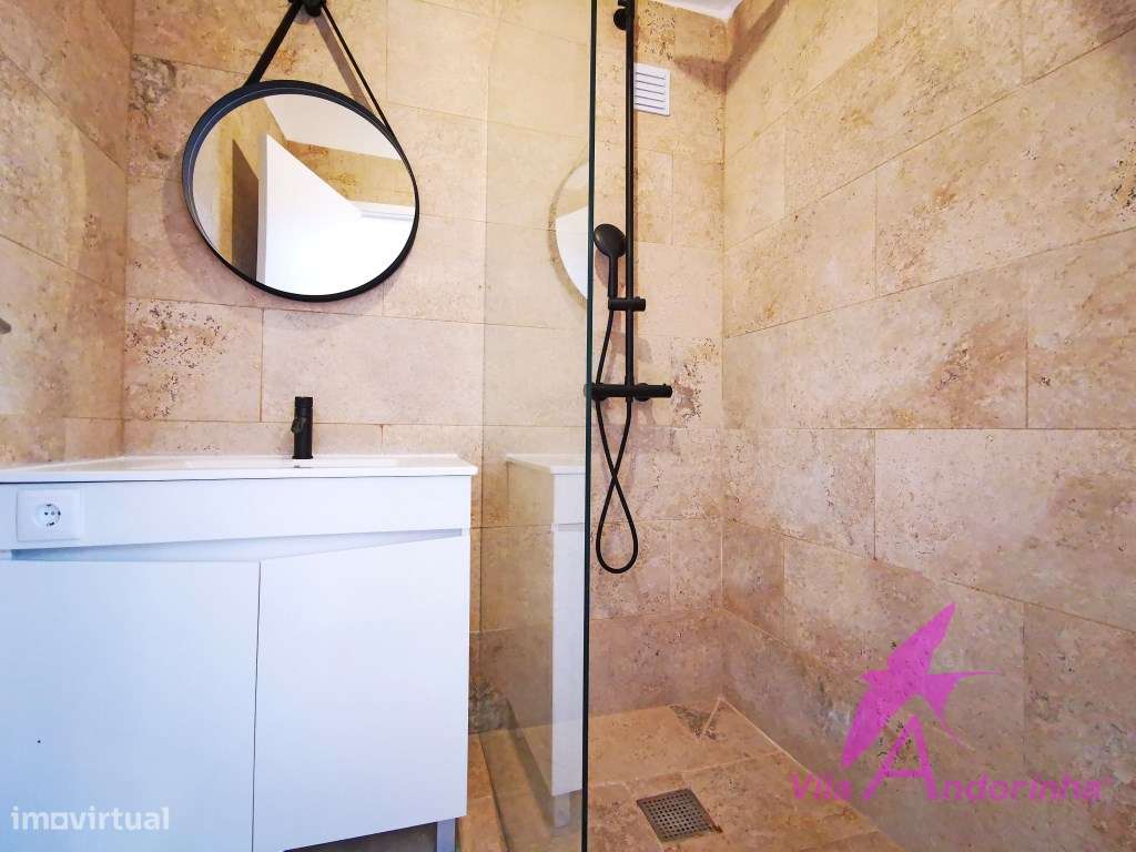 Moradia T2 Duplex no centro de Caminha-20