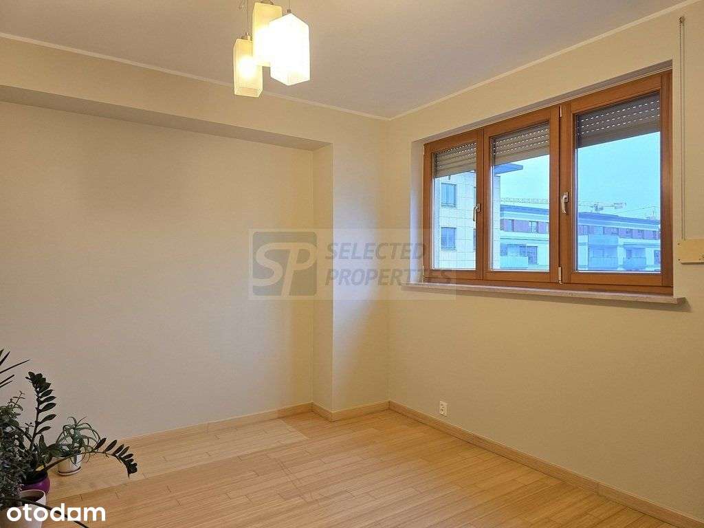 Dwupoziomowy apartament, 5 pokoi, 3 tarasy-12