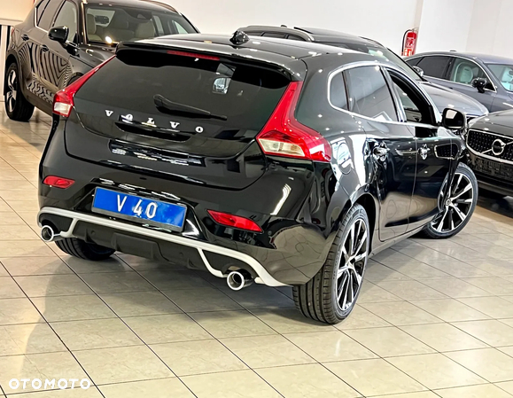 Volvo V40 D4 Drive-E R-Design Momentum - 2