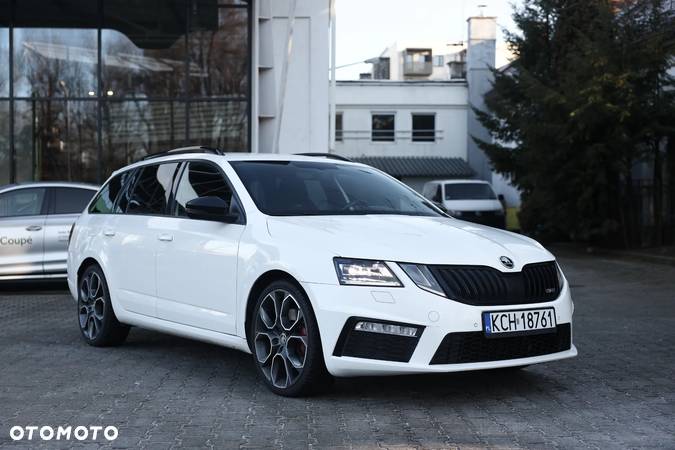 Skoda Octavia 2.0 TDI RS Challenge DSG - 1