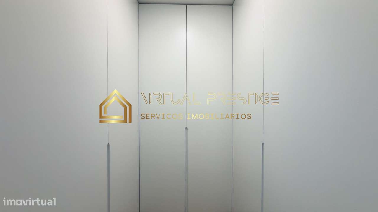 Moradia T4 moderna na Charneca da Caparica com piscina, jardim e ga...-23