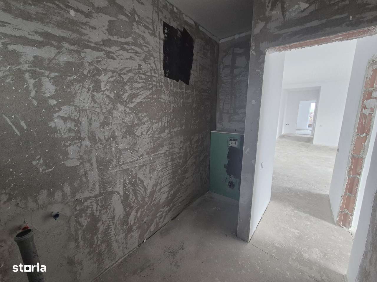 Apartament penthouse 4 camere, teresa 61 mp, Arad, comision 0-10